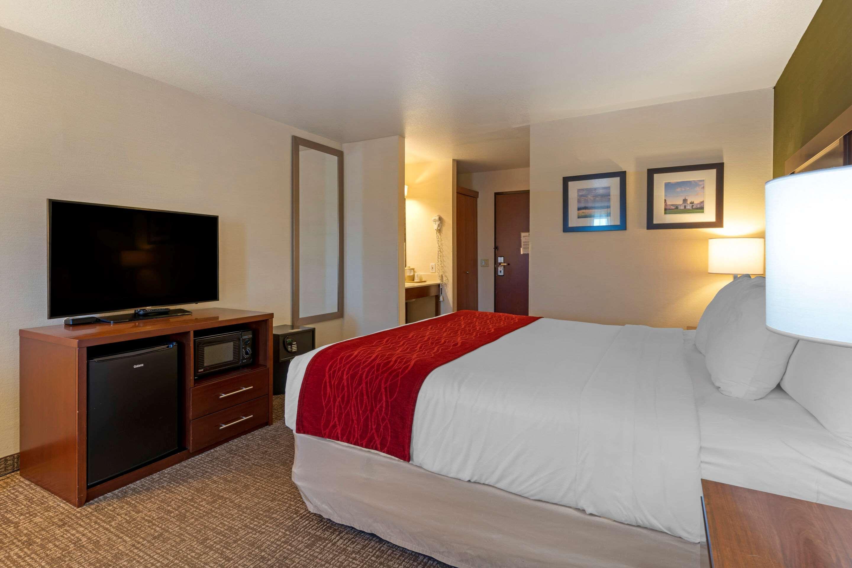 Comfort Inn & Suites Salem Buitenkant foto
