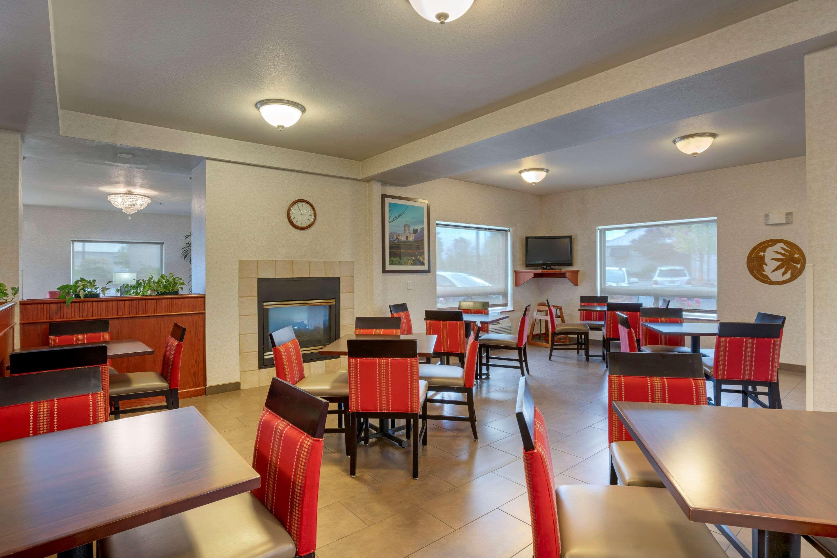 Comfort Inn & Suites Salem Buitenkant foto
