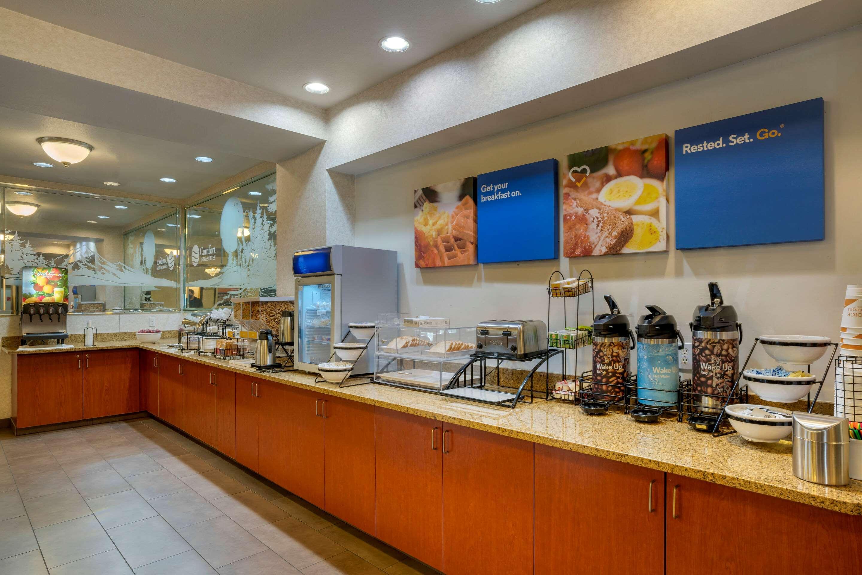 Comfort Inn & Suites Salem Buitenkant foto