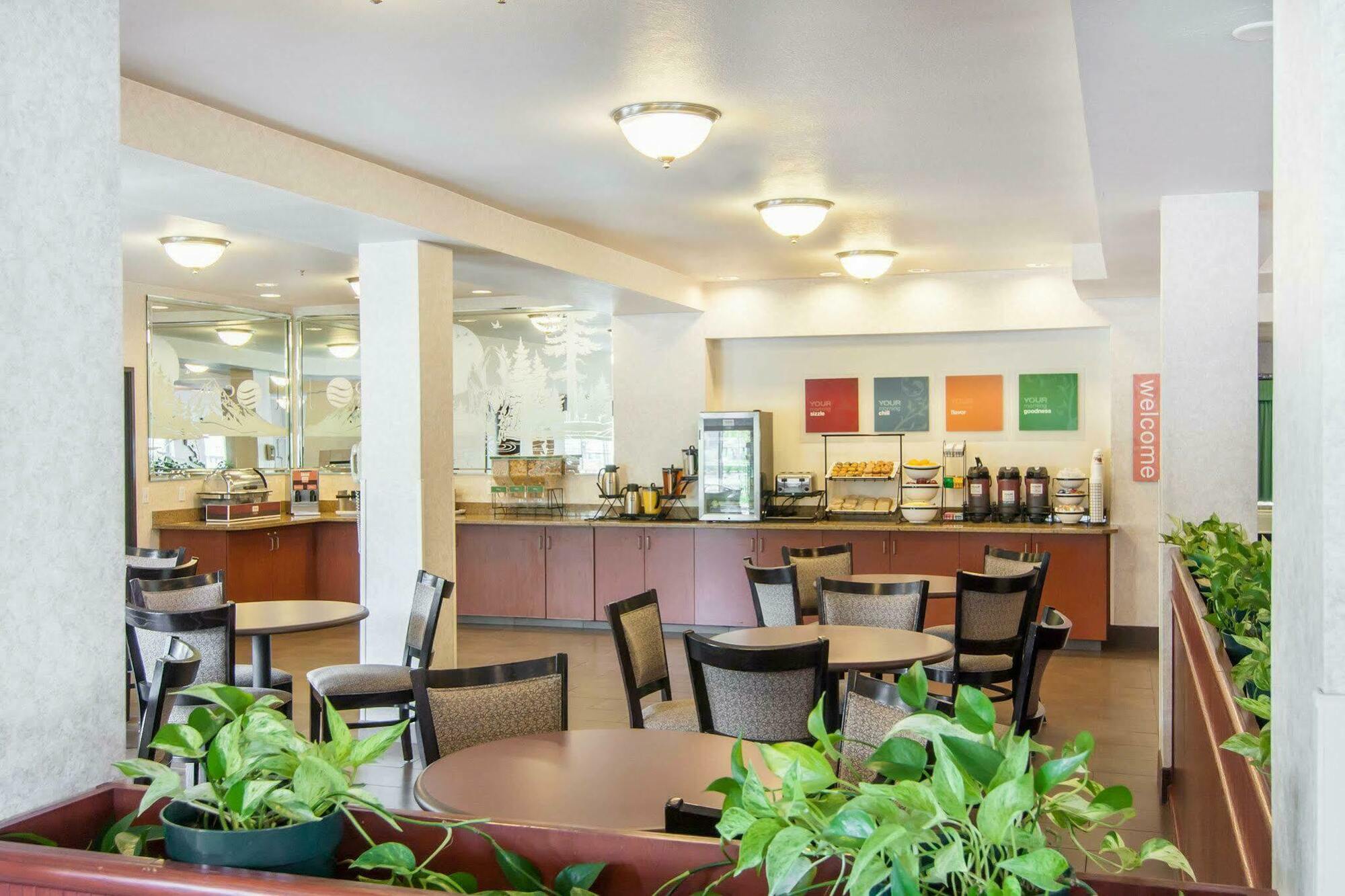 Comfort Inn & Suites Salem Buitenkant foto